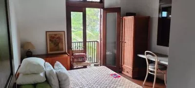 Hero Slide