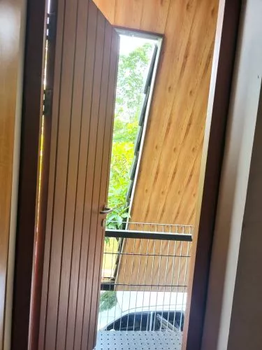 Hero Slide