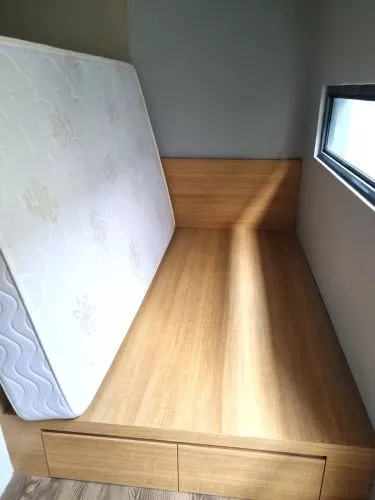 Hero Slide
