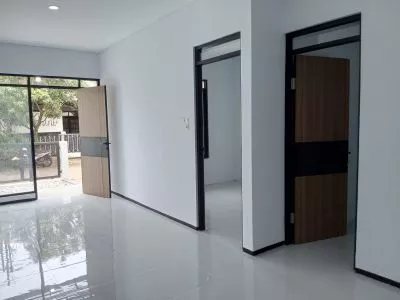 Hero Slide