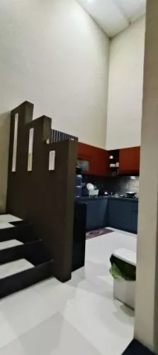 Hero Slide