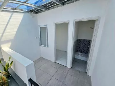 Hero Slide