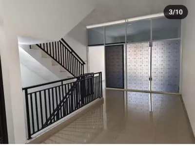 Hero Slide