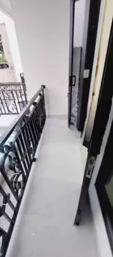 Hero Slide