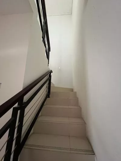 Hero Slide