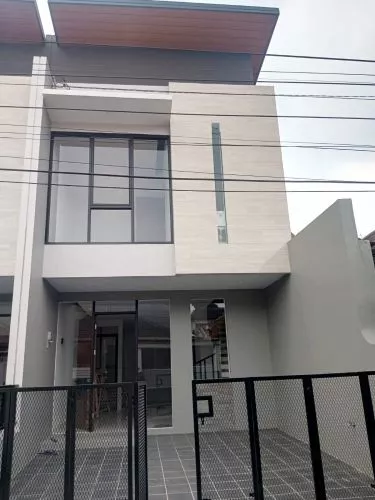 Hero Slide