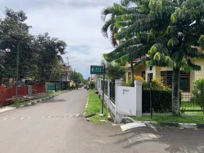 Hero Slide