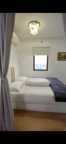 Hero Slide