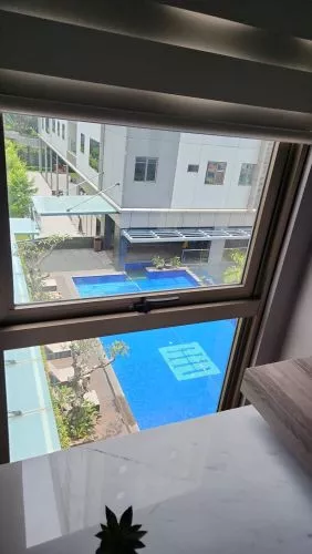 Hero Slide