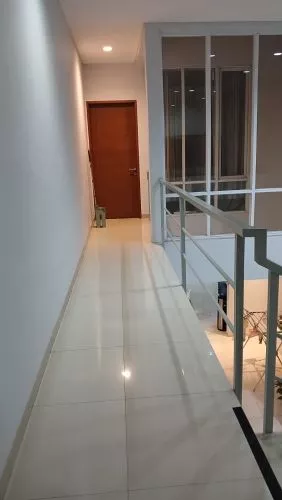 Hero Slide