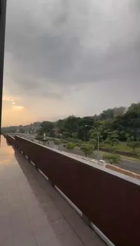 Hero Slide