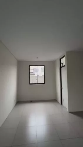 Hero Slide