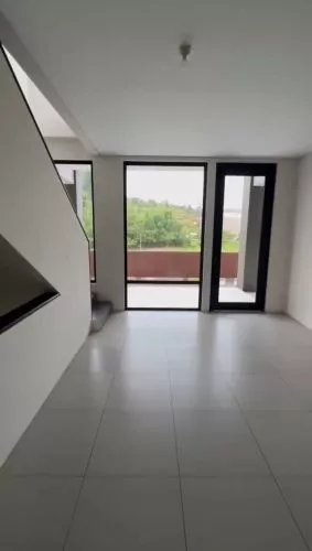 Hero Slide