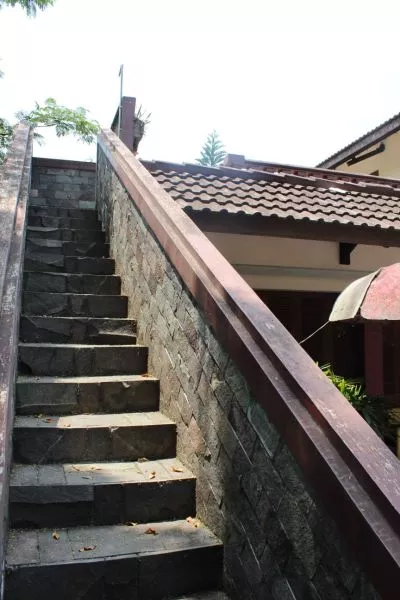 Hero Slide