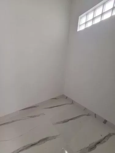 Hero Slide