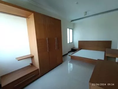 Hero Slide