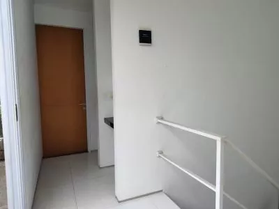 Hero Slide