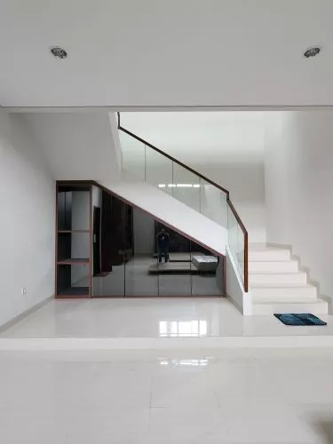 Hero Slide