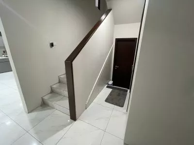 Hero Slide