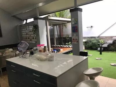 Hero Slide