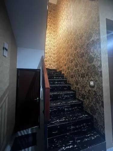 Hero Slide