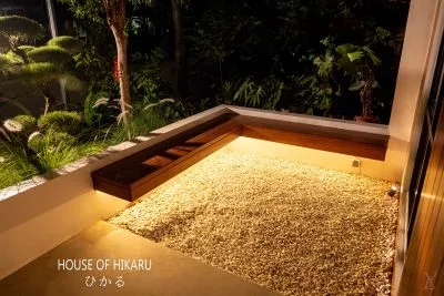 Hero Slide