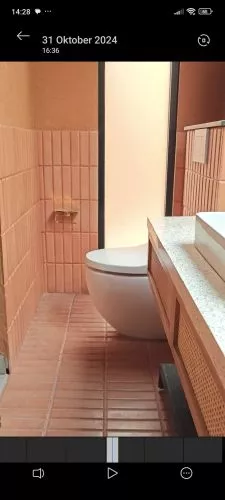 Hero Slide
