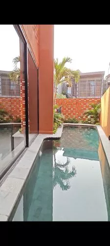 Hero Slide