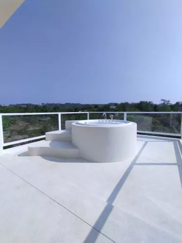Hero Slide