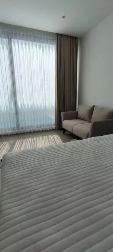 Hero Slide