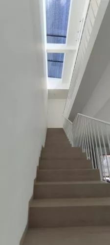 Hero Slide