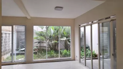 Hero Slide
