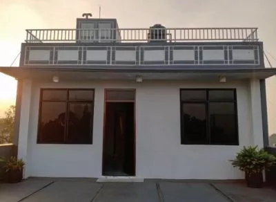 Hero Slide