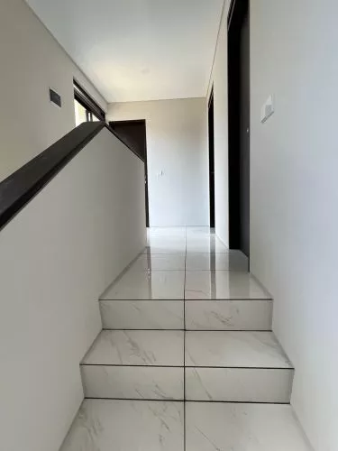 Hero Slide