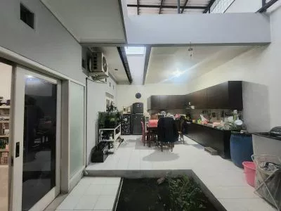 Hero Slide
