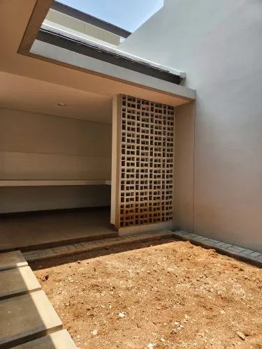 Hero Slide