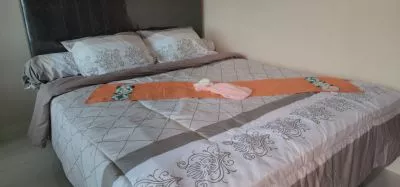 Hero Slide