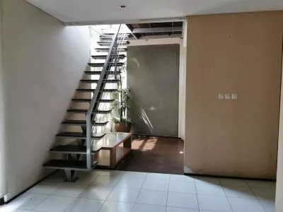 Hero Slide