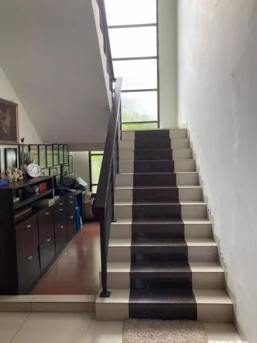 Hero Slide