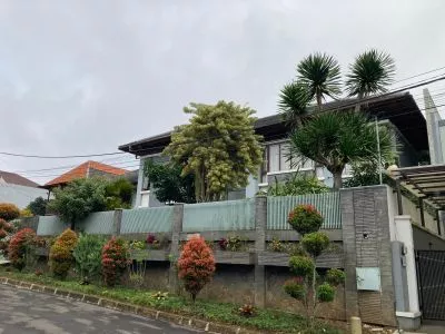 Hero Slide