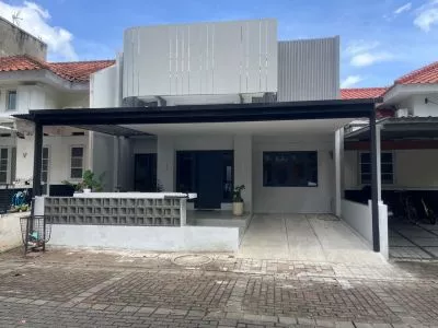 FOR SALE Davion House at Kota Baru Parahyangan