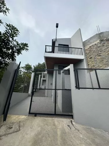 Hero Slide
