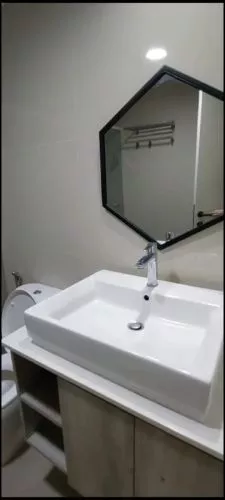 Hero Slide