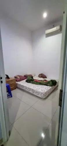 Hero Slide