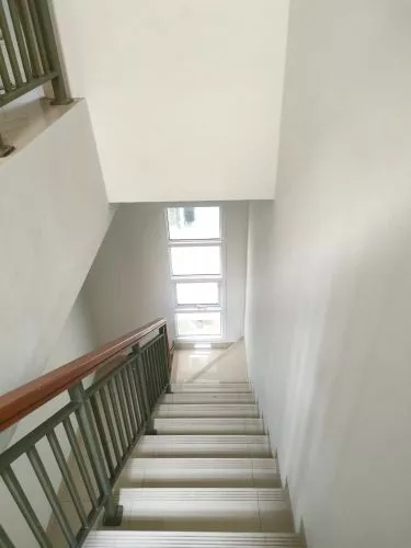 Hero Slide