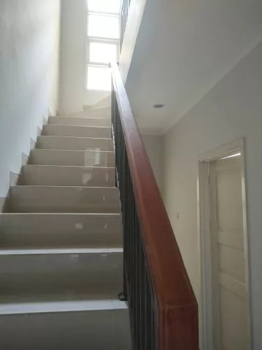 Hero Slide