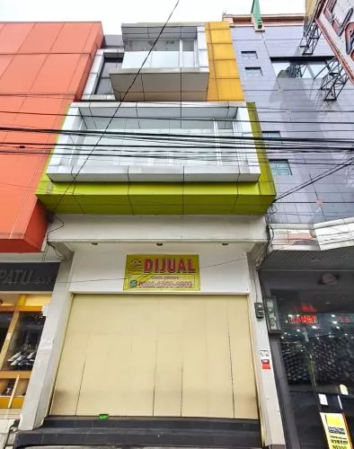 Hero Slide