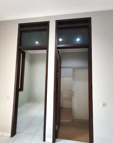 Hero Slide
