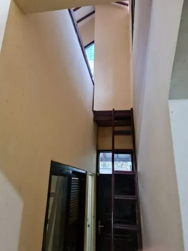 Hero Slide