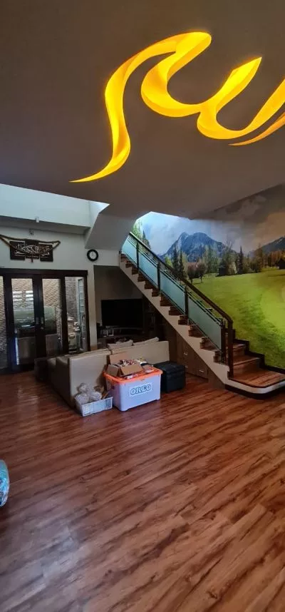 Hero Slide